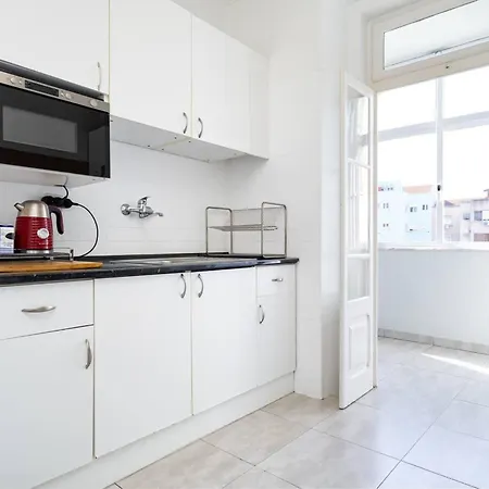 Διαμέρισμα Spacious In 120 M² Fireplace Lisboa